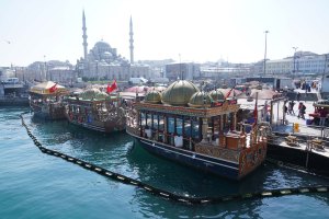 Balik Ekmek Cook Boats