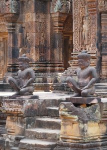 Banteay Srei - Guardians