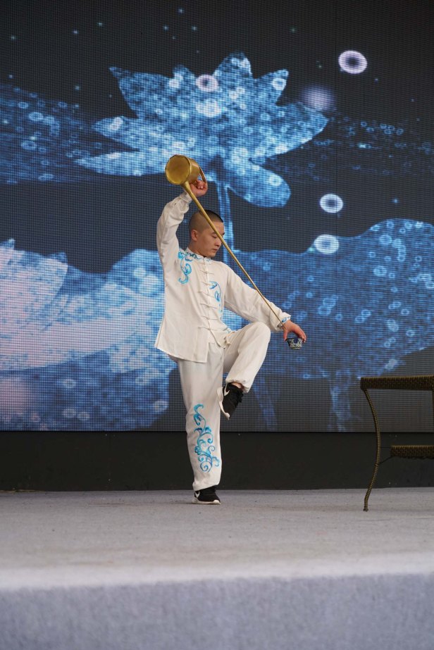 Huang Long Xi Teacup Dance